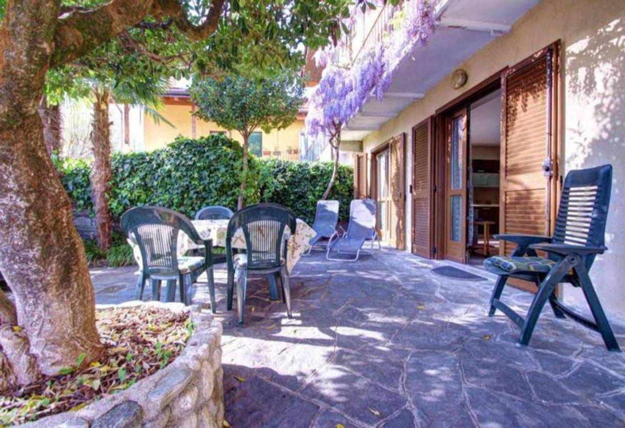 Il Glicine Appartamento Con Darsena Privata A Lago Pettenasco Dış mekan fotoğraf